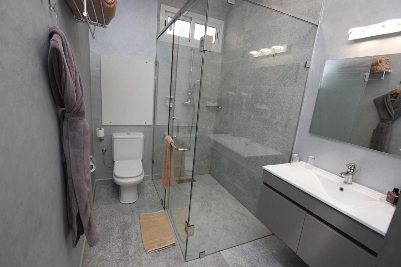 & Hotel 4*