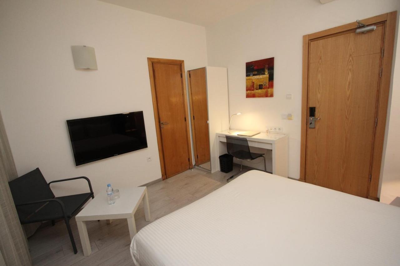 & Hotel 4*