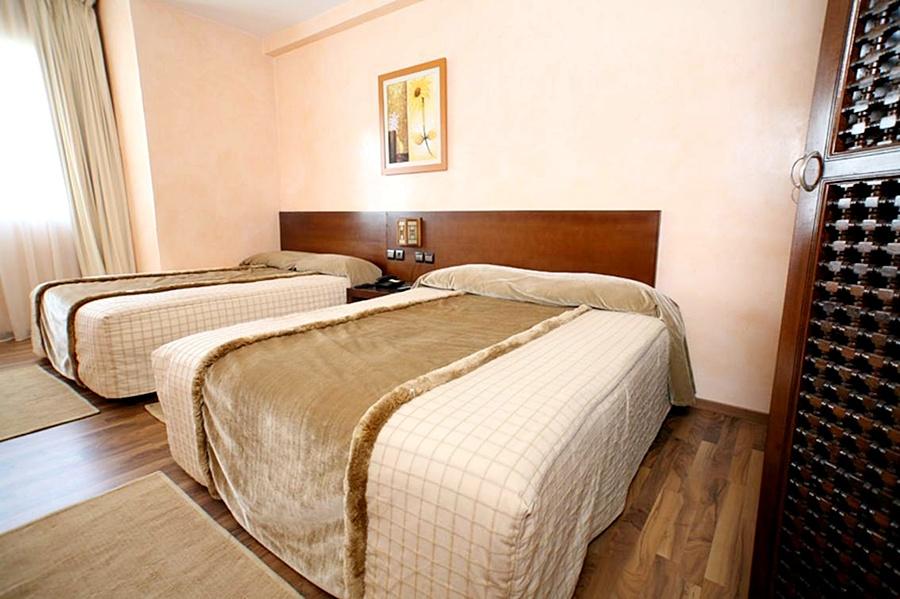 & Hotel 4*