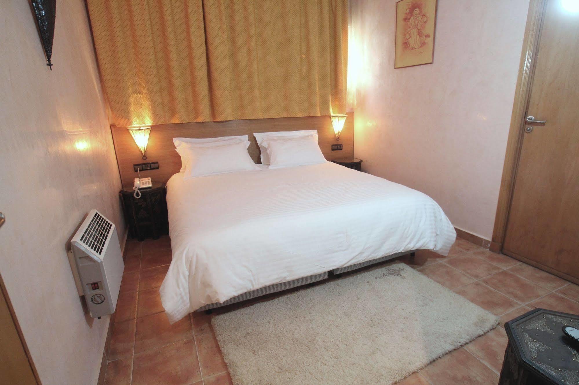 & Hotel